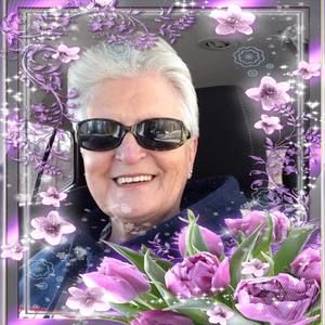 Meet your Posher, Carolyn